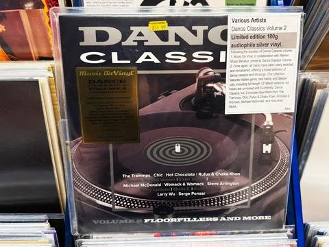 Dance Classics Volume 2 vinyl record by Various Artists featuring The Tramm.. Foto stock