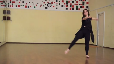 Dance. Dancer in motion. Modern dance style. The girl dancing in Contemporary Stock Footage 103356151
