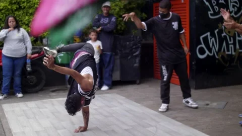 Dance Group Performing In Comuna 13 Medellin Colombia Stock Footage 207753701