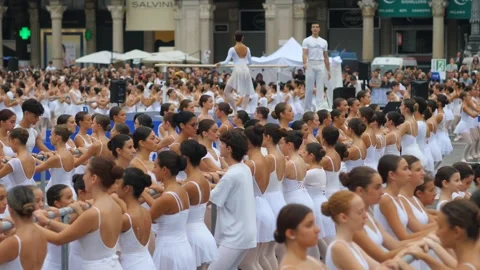 On Dance in MIlan Stock Footage 283977620