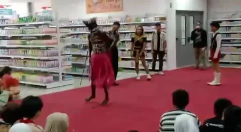 Dance From Papua 動画素材 204954164