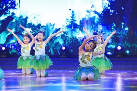 Dance performance on stage, luannan county, hebei province, China 스톡 사진