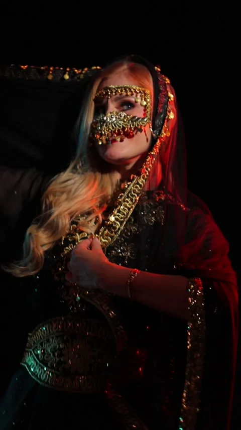 Dancer in black and gold oriental costumes, belly dance Stock Footage 306610219