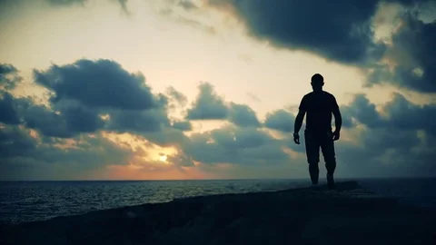 Dancer boy sunset slow motion 스톡 동영상 70544187