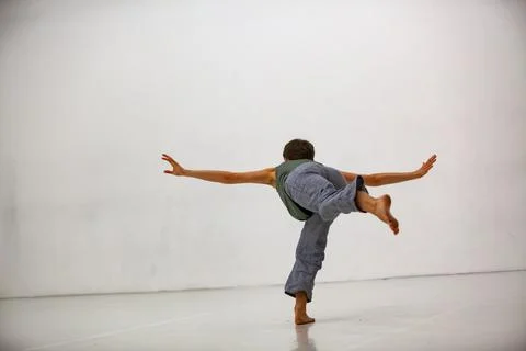 Dancer improvise in contact. dance Stock Photos