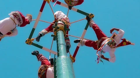 Dancers on the air, Papantla 動画素材 34336253