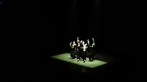 Dancers and opera divas perform world premiere of Itzik Galili's Man of the Hour Видео 57976301