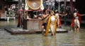Dancers at Pattaya floating market. HD Footage