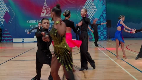 Dances 스톡 동영상 166852130