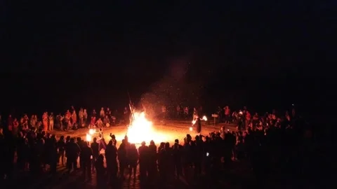 Dancing around the fire (aerial view) 3 库存影片 258842228