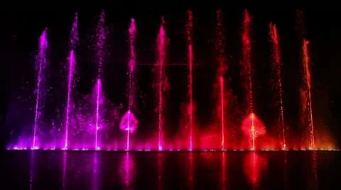 Dancing fountain show with reflection. Wide shot. Stock-Footage 18177348