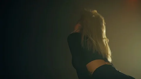 Dancing girl Video stock 113263323