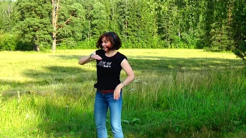 Dancing girl Video stock 114189157