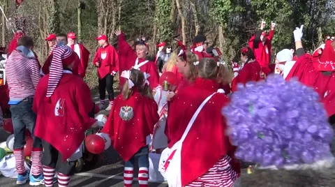 Dancing people in carnival Video stock 47049516