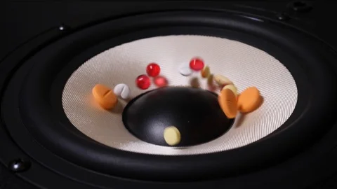 Dancing Pills Slowmo Vídeo Stock 124198173