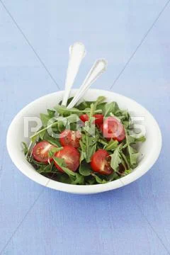 Dandelion Salad With Cherry Tomatoes