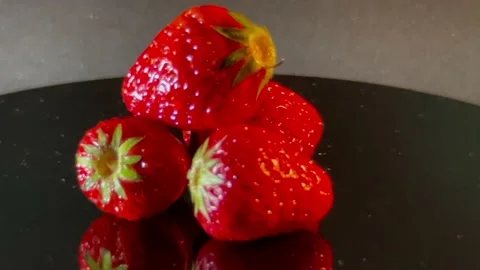 Dandong big strawberry (2) Stock Footage 202206162