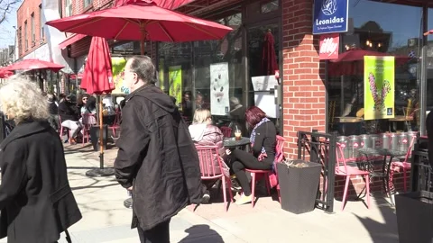 The Danforth Greektown in Toronto Canada on a nice sunny day Vídeo Stock 150773818