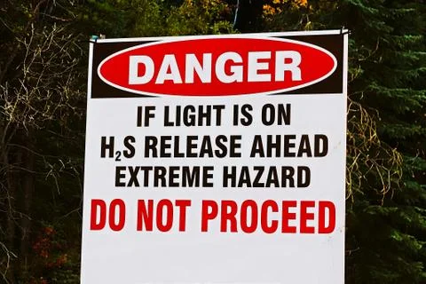 A Danger H2S Do Not Proceed sign Stock Photos