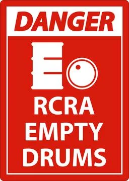 Danger Sign RCRA Empty Drums On White Background Illustrazione stock