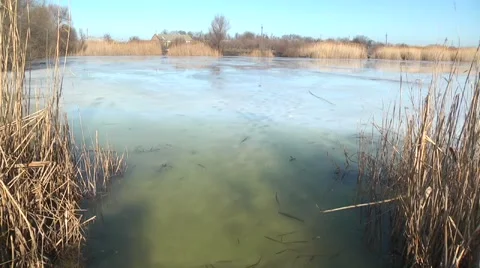 Dangerous ice. Water. Spring Video stock 61269739