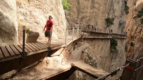 Dangerous old crumbled rusty pathway Caminito del Rey Video stock 220741320