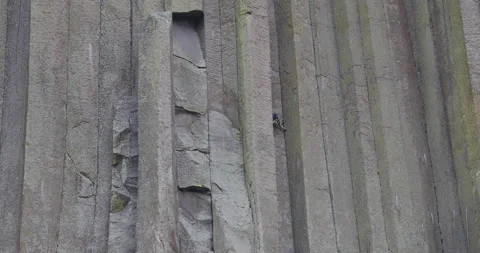 Dangerous rock climb on Devils Tower steep 4K Vidéo 141233722