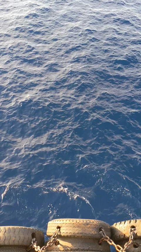 Dapra tire ship is sailing Stock Footage 292331782