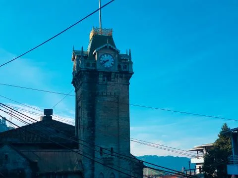 Darjeeling clock tower - ancient clock tower of Darjeeling main city from Nor Foto stock