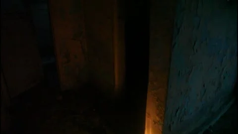 Dark Abandoned Building Interior – Horror Atmosphere (2. VERSİYON) Stock Footage 327172137