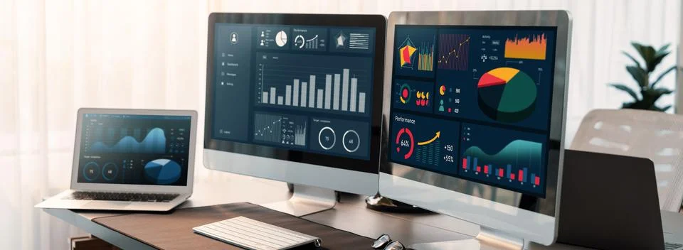 Dark blue interface of dashboard data analysis dashboard. Trailblazing Foto stock