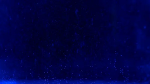Dark blue underwater bubbles background loop, neon deep blue water bubbles risin Video stock 125529008