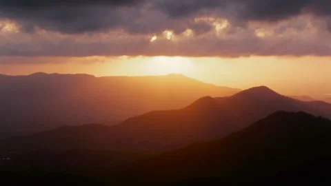 Dark to Bright Timelapse Sun Rise at Guaramiranga Mountains Brazil Video stock 152008123