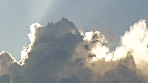 Dark clouds and godrays - evening sky - Time-lapse Video stock 120540373