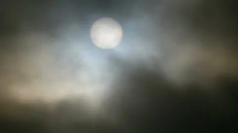 Dark Clouds and Sun Vídeo Stock 21272797