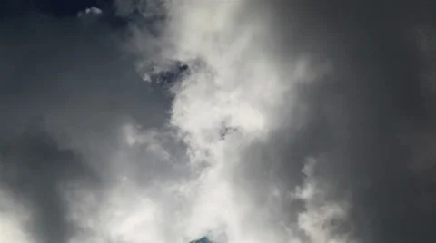 Dark clouds Stock Footage 33403741
