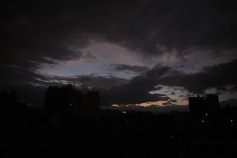 Dark clouds hover over Sana'a, Sanaa, Yemen - 18 Dec 2025 Fotos Stock