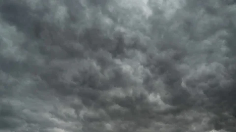 Dark clouds tumbling Stock Footage 121861954