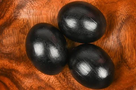 Dark easter. Black easter concept. Black eggs. Easter for black people. Foto stock