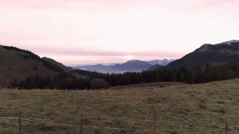 Dark Mountains Видео 81799918