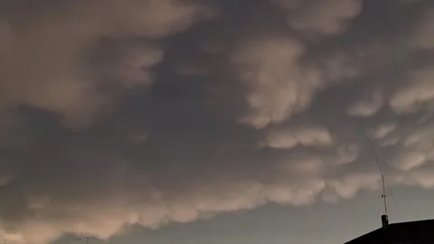 Dark Nimbostratus Cloud Layer in Motion Video stock 334681190