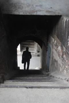 DARK - STAIR DOWN - PERSONS Foto stock