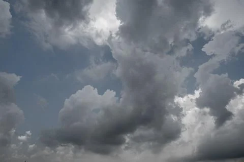 Dark storm clouds with background,Dark clouds before a thunder-storm. Foto stock