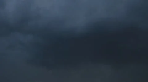 Dark storm clouds Stock-Footage 10833002