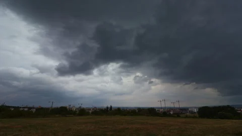 Dark storm clouds moving over the horizon of Ceske Budejovice city, capture.. 스톡 동영상 342737638