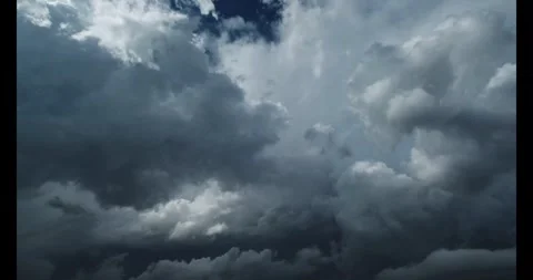 Dark Stormy Layered Clouds Cinematic Heavy Sky Real Shot Vídeo Stock 332718413