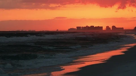 Dark sunset slowmo in Santa Rosa Beach, Florida gulf of mexico Vidéo 101756632