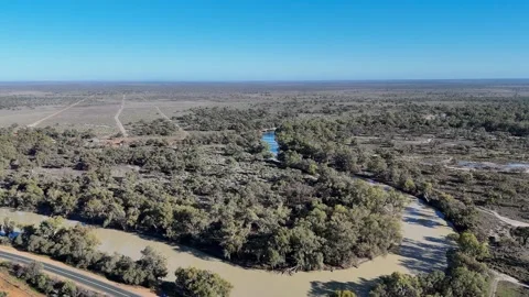 Darling River &amp; Pooncarie Road Stock Footage 331619704