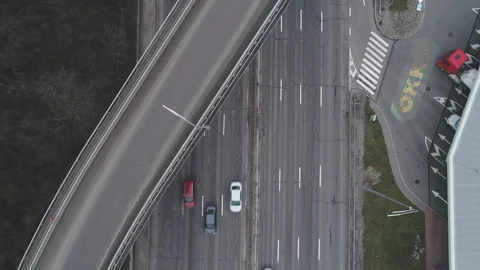 Darnitsky bridge over the Dnieper River. Ukraine city Kiev 库存影片 128200044