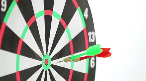 Darts hitting the dartboard Stock-Footage 62264786